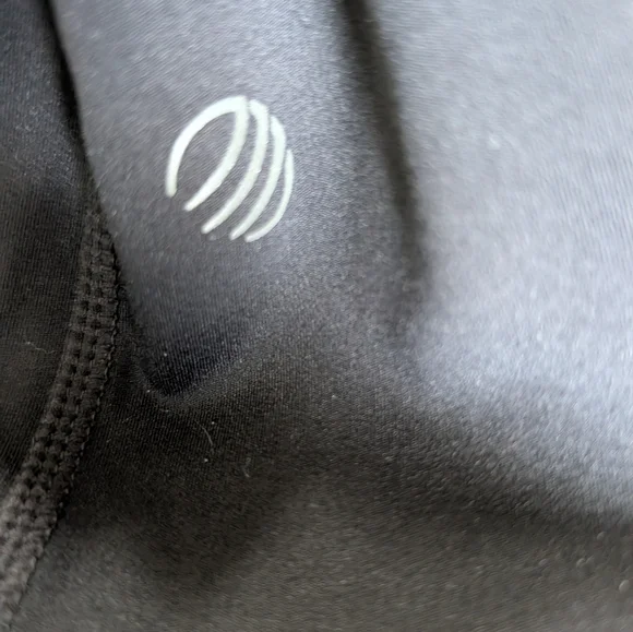 MPG Black Active Leggings - Picture 5 of 6